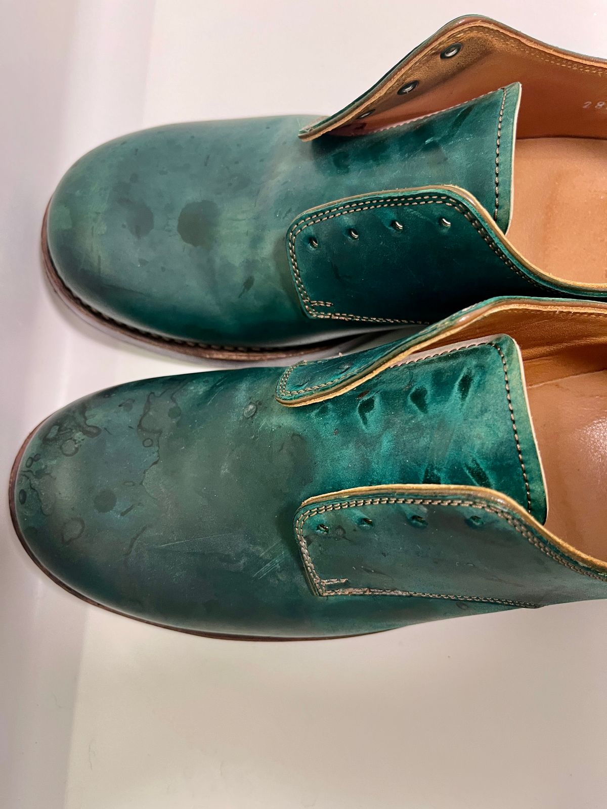 Photo by od on July 11, 2026 of the Moto 2851 in Hand-dye Green Unglazed Shell Cordovan.