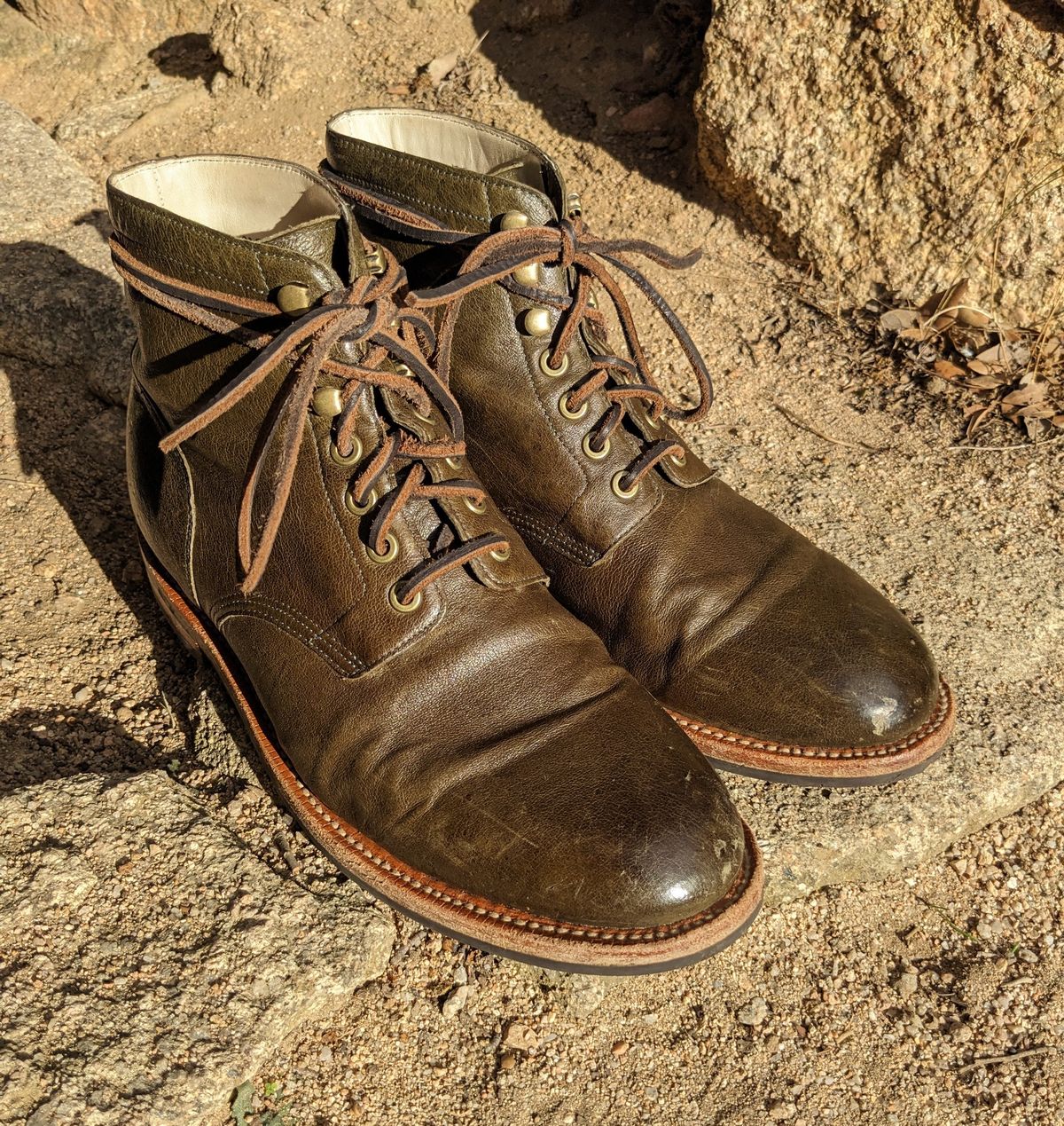 Photo by SimOnthEdge on October 18, 2024 of the Grant Stone Diesel Boot in Incas Jungle Kangaroo.