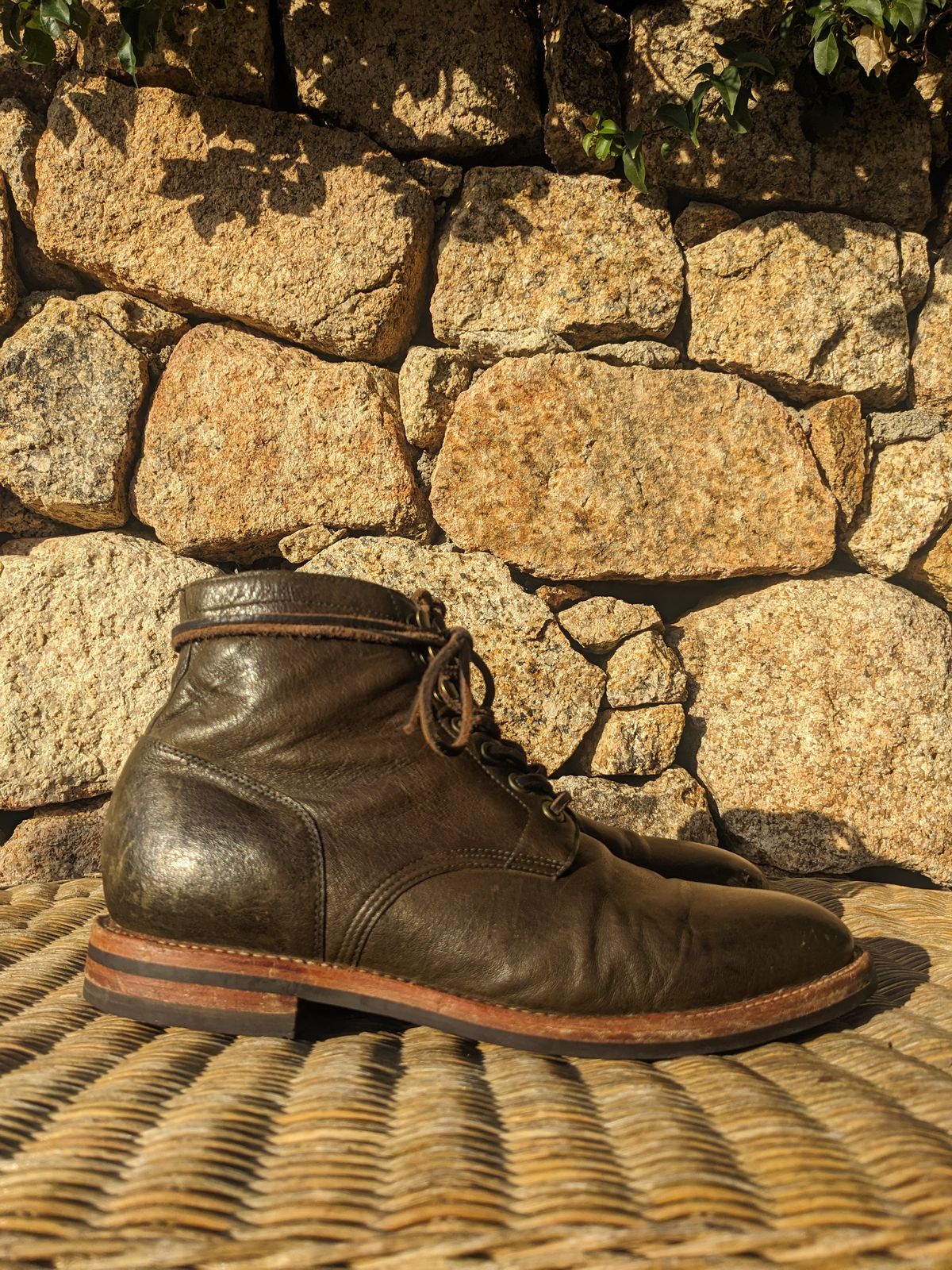 Photo by SimOnthEdge on November 2, 2024 of the Grant Stone Diesel Boot in Incas Jungle Kangaroo.