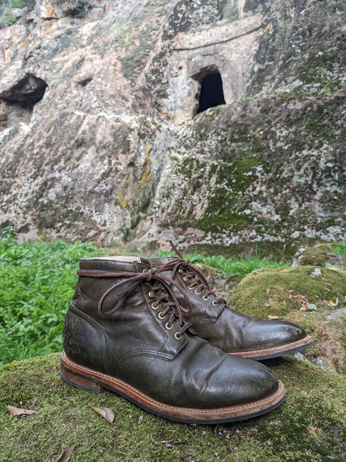 Photo by SimOnthEdge on November 12, 2024 of the Grant Stone Diesel Boot in Incas Jungle Kangaroo.