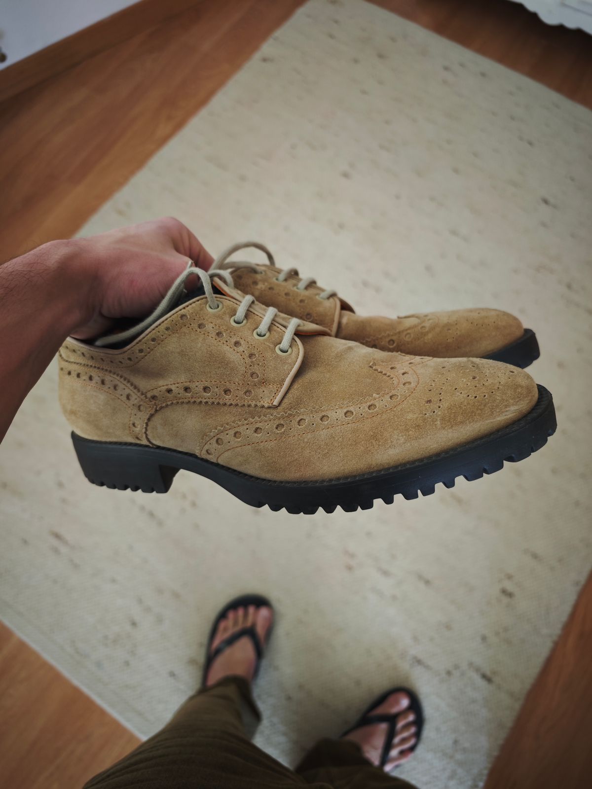 Photo by SimOnthEdge on January 19, 2026 of the Santoni Unknown Model in Unknown Leather.