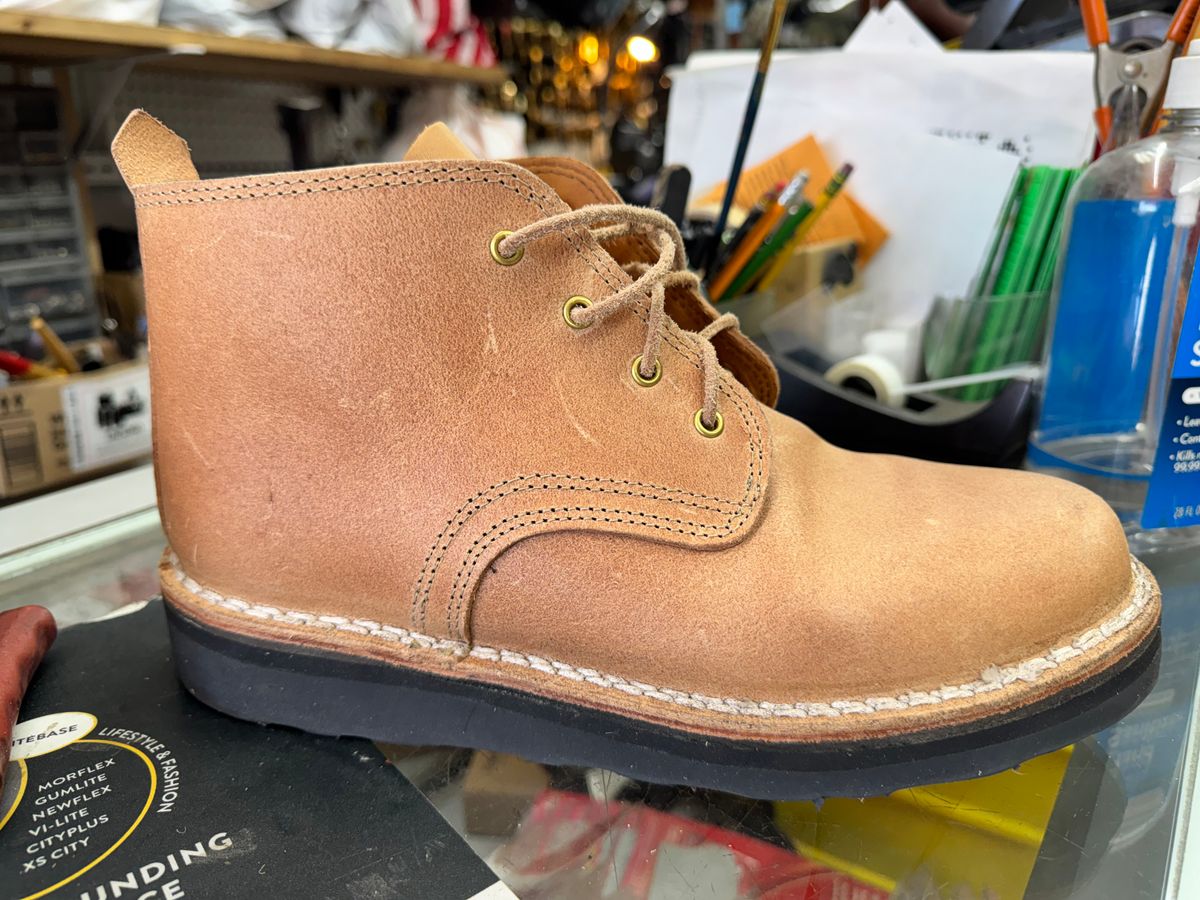 Photo by dogman on May 4, 2026 of the Yuketen Farmer’s Chukka in Waxed Rough Out Vachetta & Vachetta.
