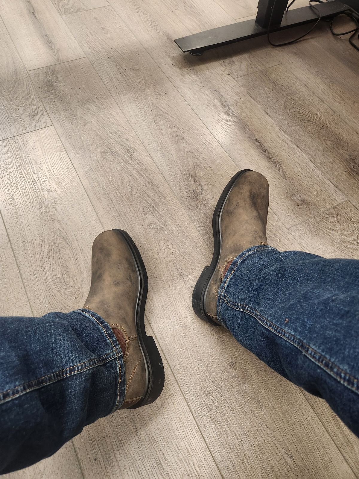 Photo by jhowk3209 on December 3, 2025 of the Blundstone 1306 in Rustic Brown.