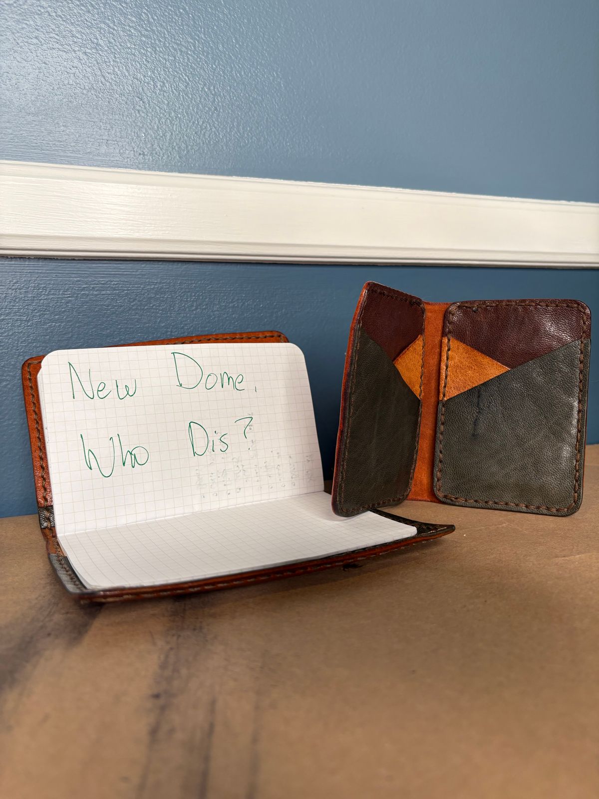 Photo by DWool on October 1, 2025 of the Self-Made Leather Gallery Card Holder in Italian Chrome Tan.