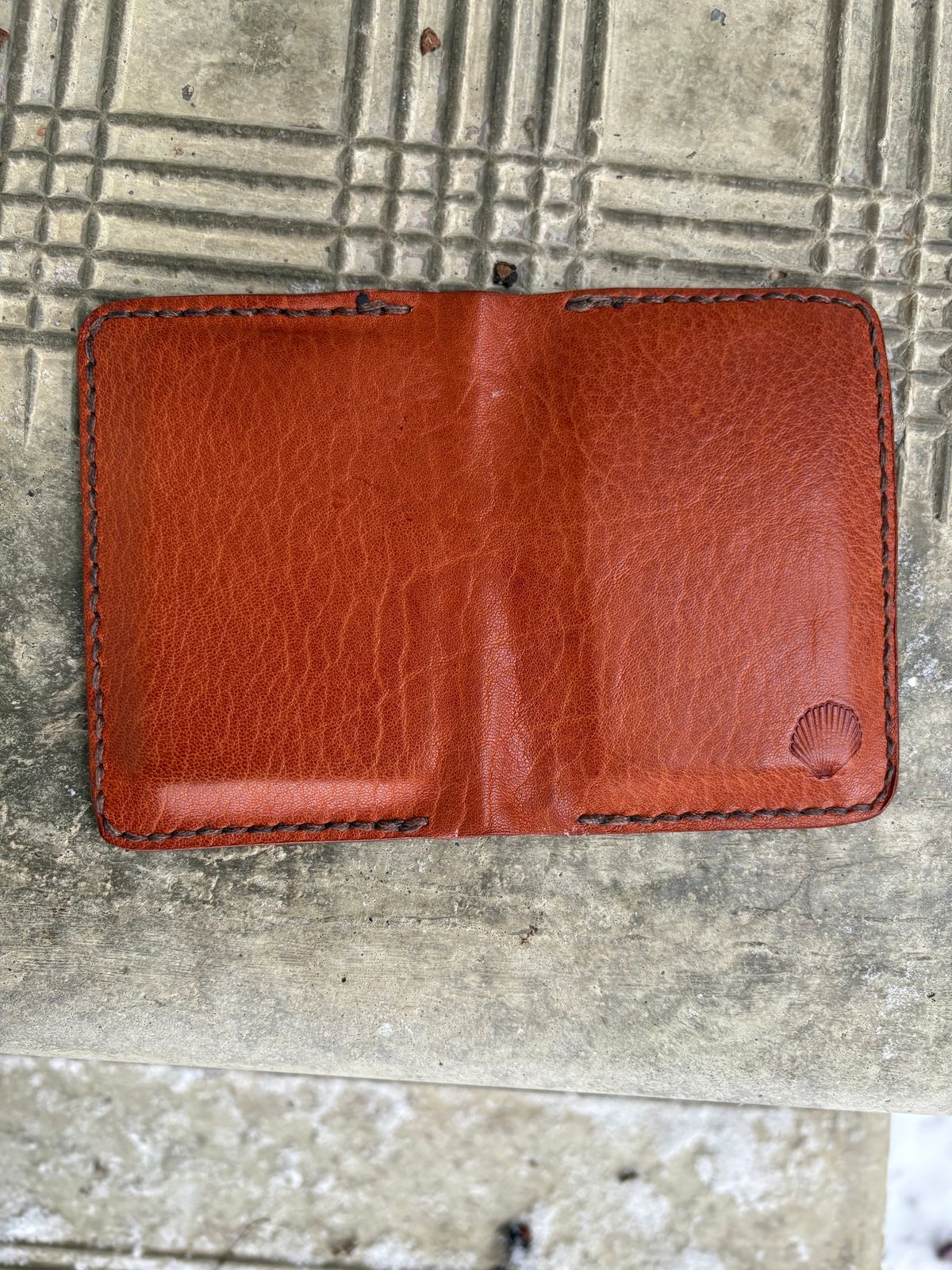 Photo by DWool on December 5, 2025 of the Self-Made Leather Gallery Card Holder in Italian Chrome Tan.