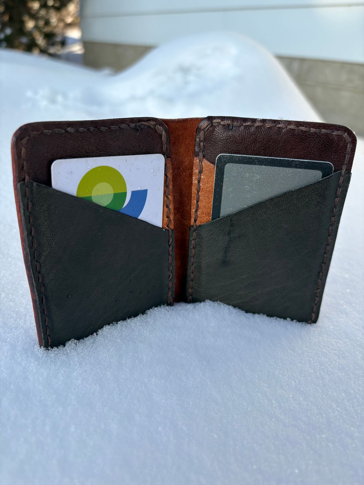 Photo by DWool on January 4, 2026 of the Self-Made Leather Gallery Card Holder in Italian Chrome Tan.