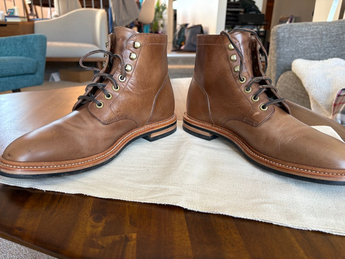 Photo by DWool on February 10, 2025 of the Grant Stone Diesel Boot in Horween Dune Chromexcel.
