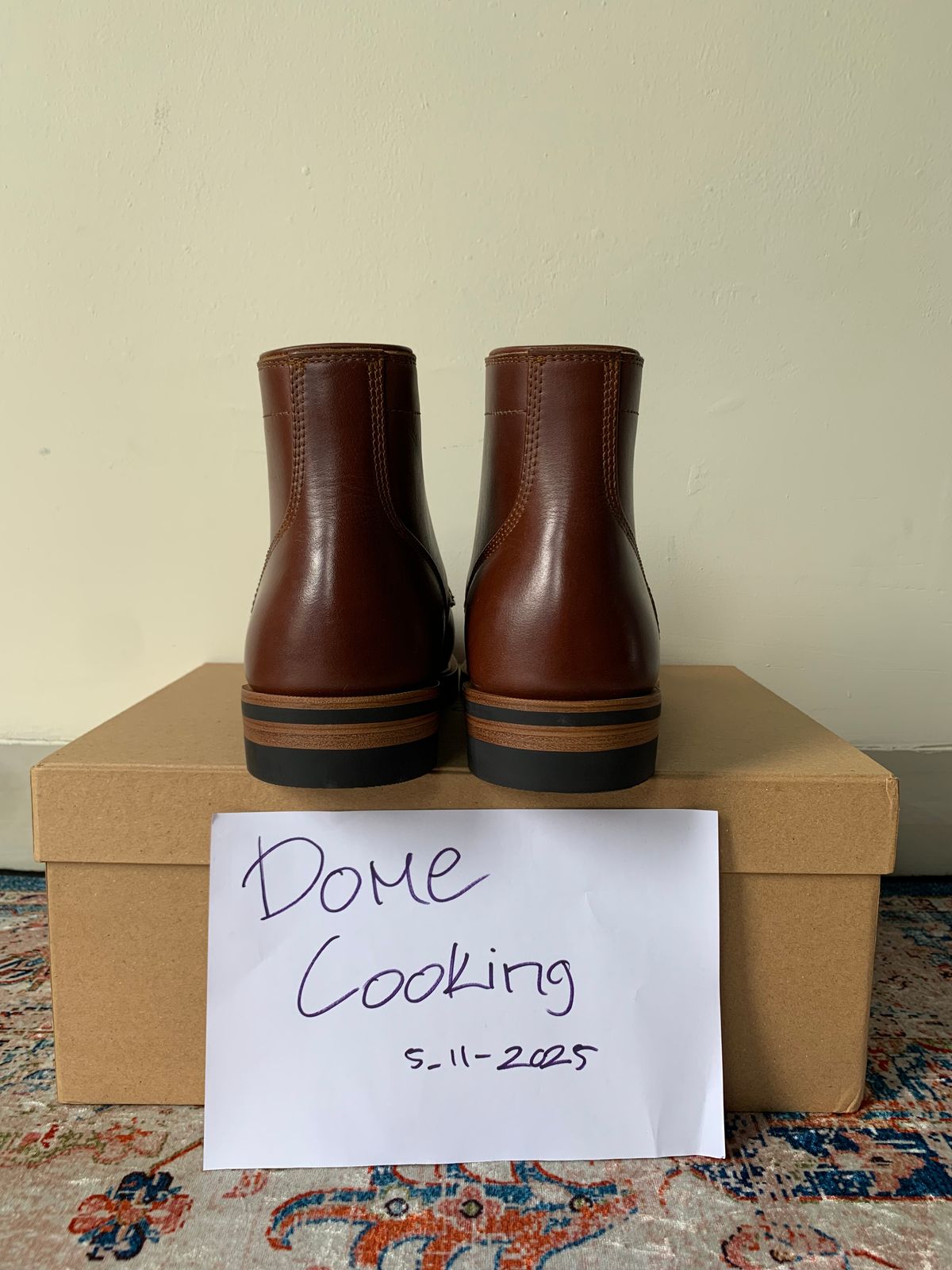 Photo by ggggggaling on November 5, 2025 of the Txture Pacific in Indonesian OxBlood Pull Up.