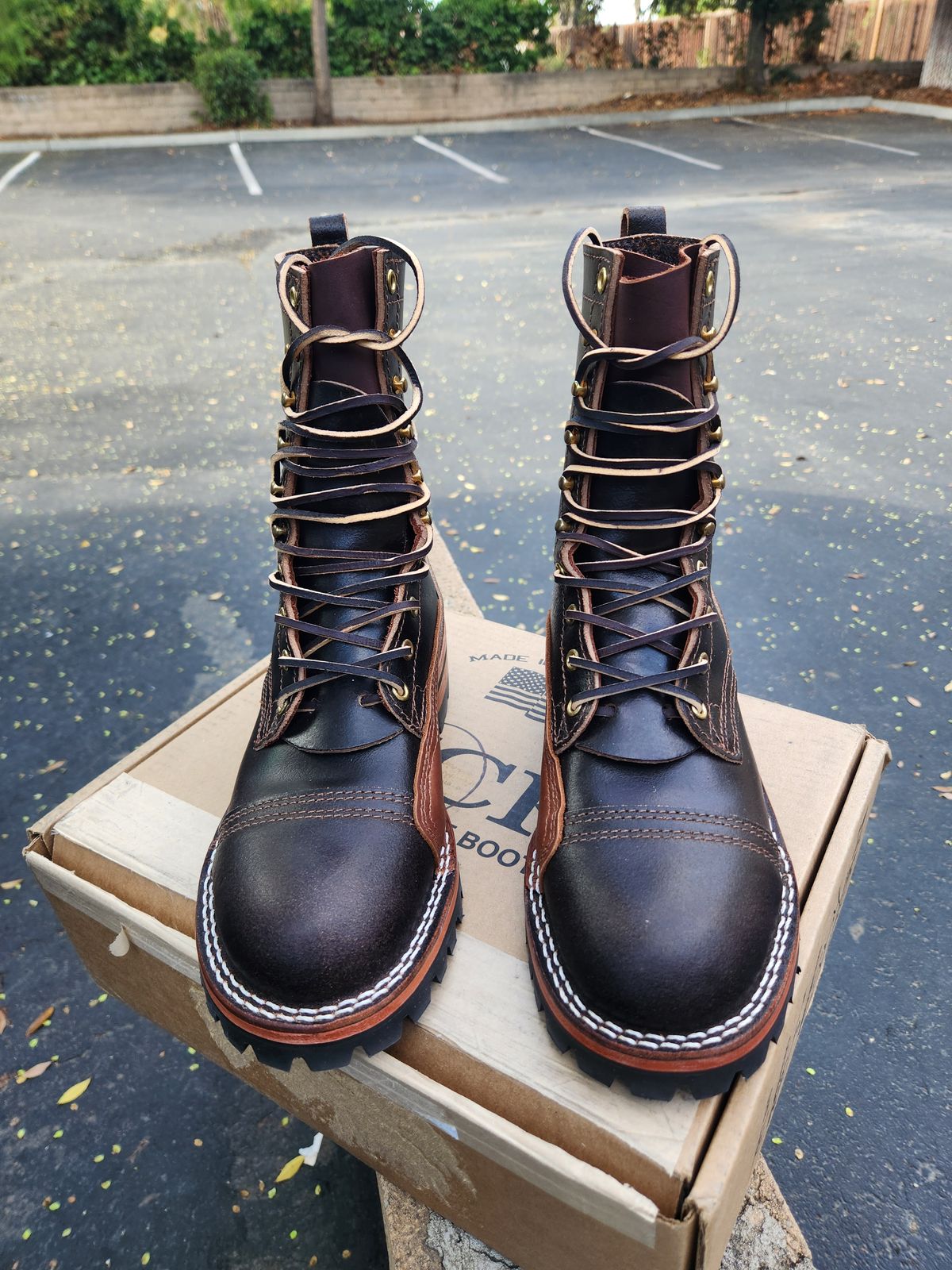 Photo by Redhook on October 2, 2025 of the Nicks x Rose Anvil ND1 in Horween Brown Waxed Flesh.