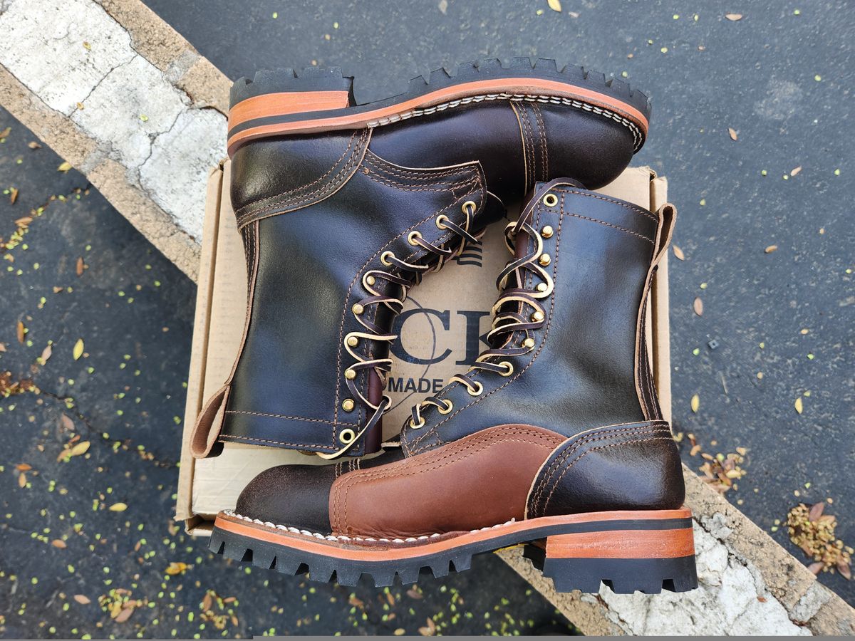 Photo by Redhook on October 2, 2025 of the Nicks x Rose Anvil ND1 in Horween Brown Waxed Flesh.