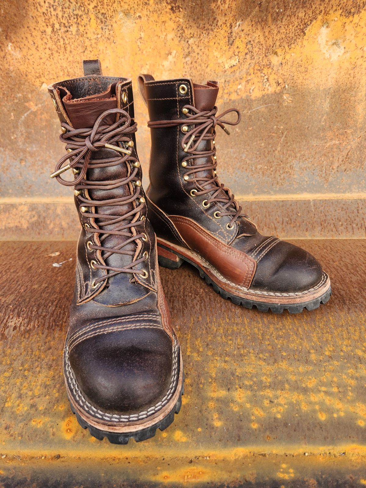 Photo by Redhook on February 4, 2026 of the Nicks x Rose Anvil ND1 in Horween Brown Waxed Flesh.