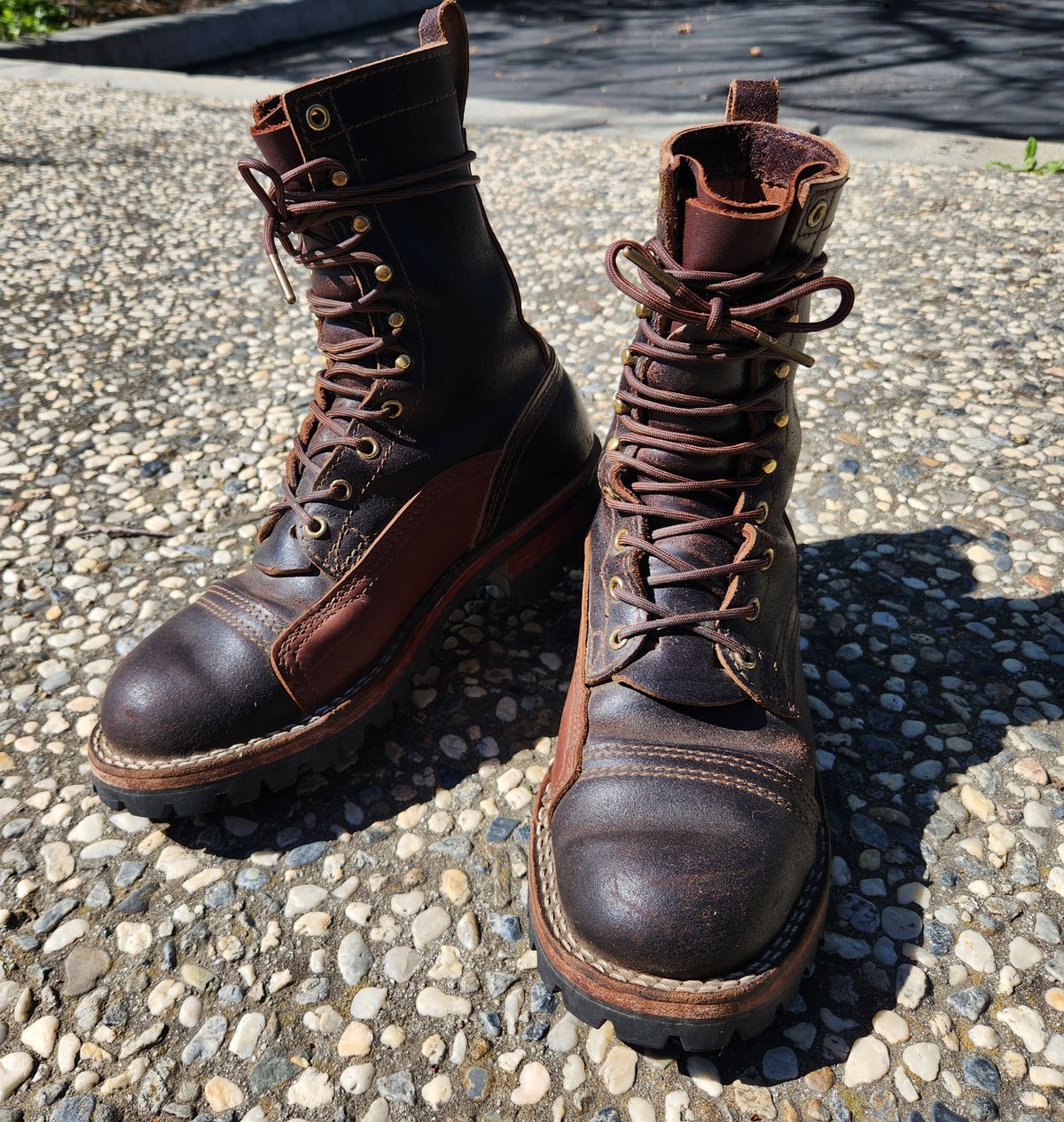 Photo by Redhook on March 5, 2026 of the Nicks x Rose Anvil ND1 in Horween Brown Waxed Flesh.
