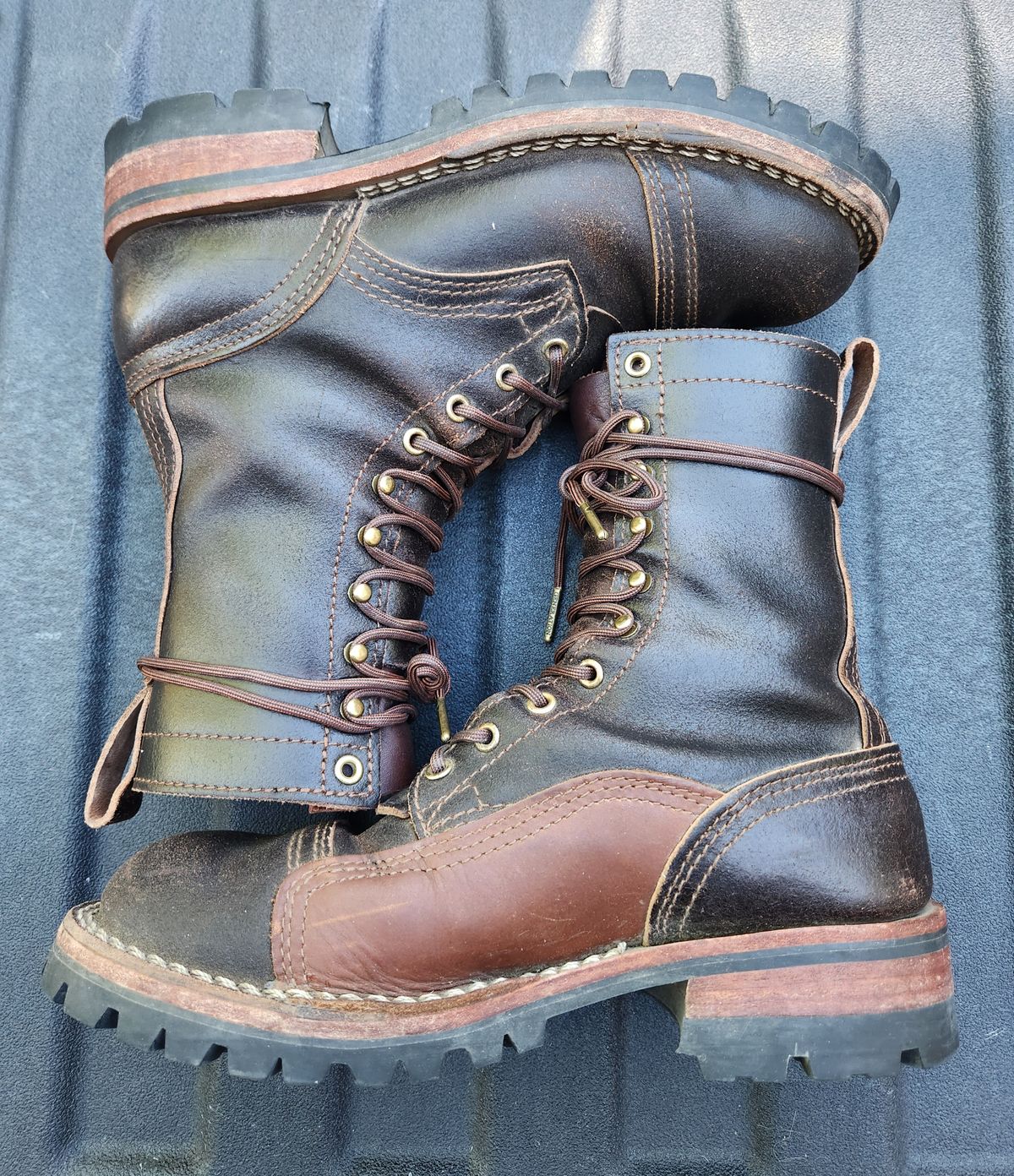 Photo by Redhook on April 3, 2026 of the Nicks x Rose Anvil ND1 in Horween Brown Waxed Flesh.