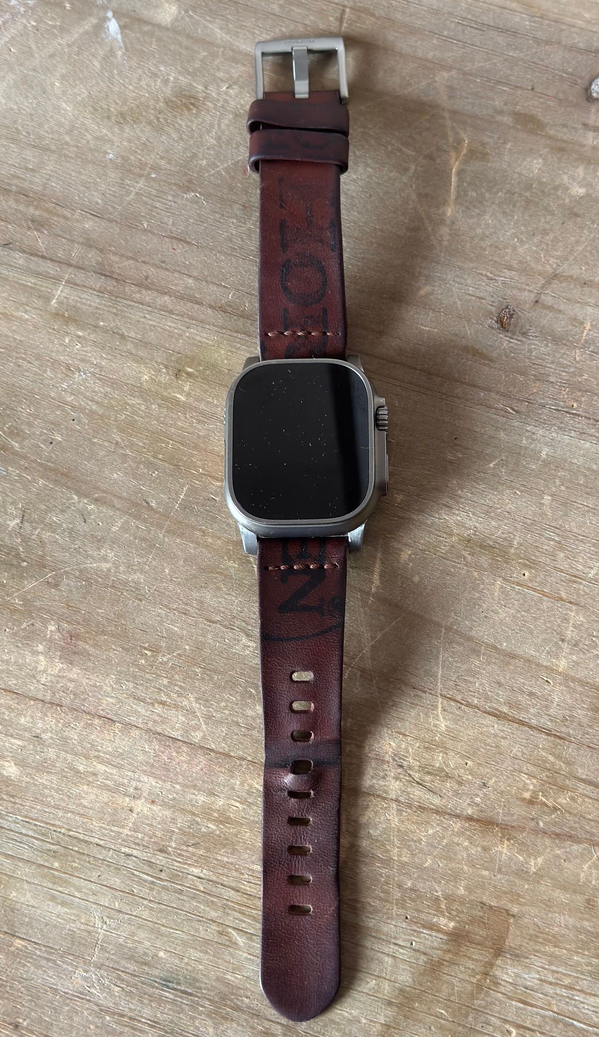Photo by BamaBoyinTx on March 5, 2026 of the Ashland Leather Apple Watch Strap in Horween Reverse Natural Shell Cordovan.