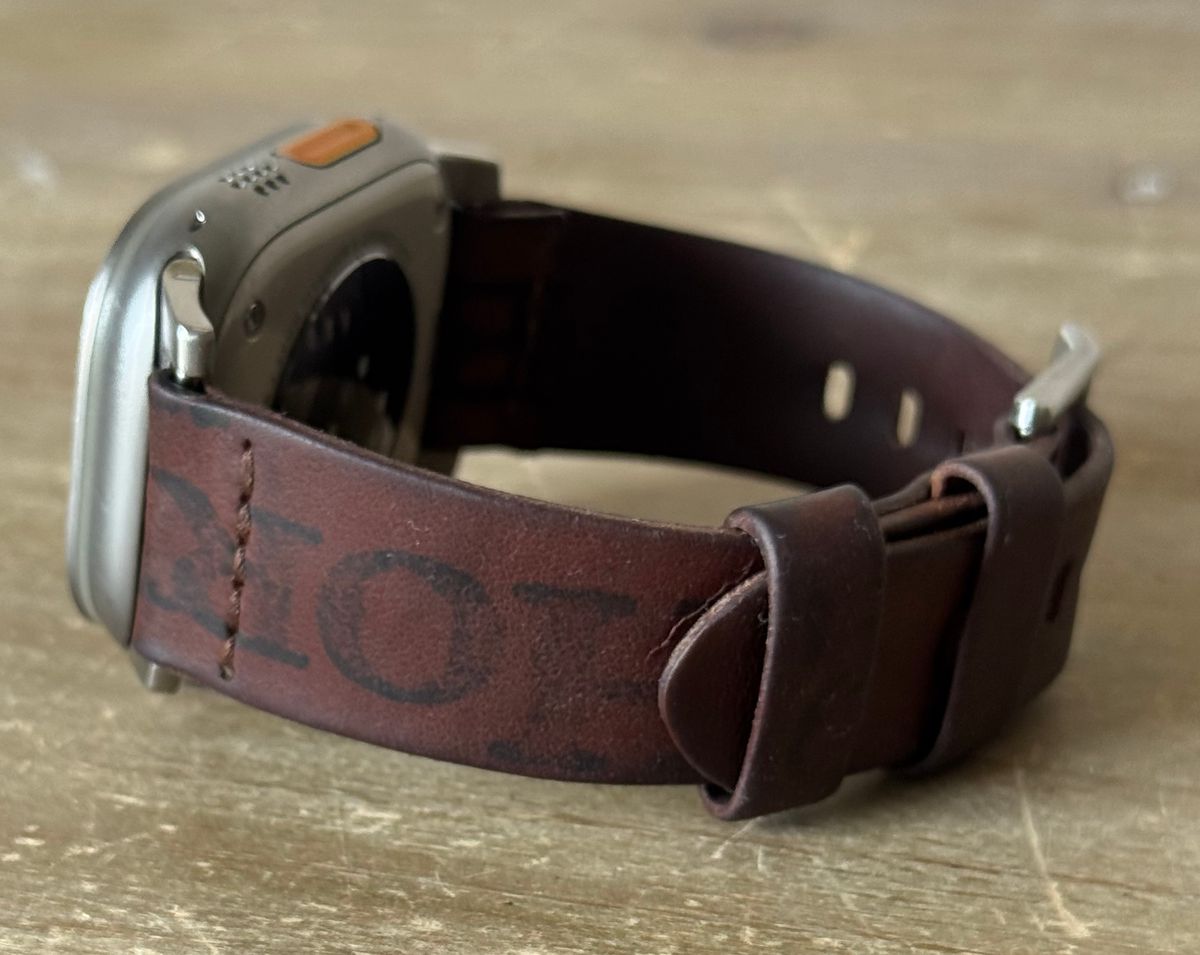 Photo by BamaBoyinTx on April 5, 2026 of the Ashland Leather Apple Watch Strap in Horween Reverse Natural Shell Cordovan.