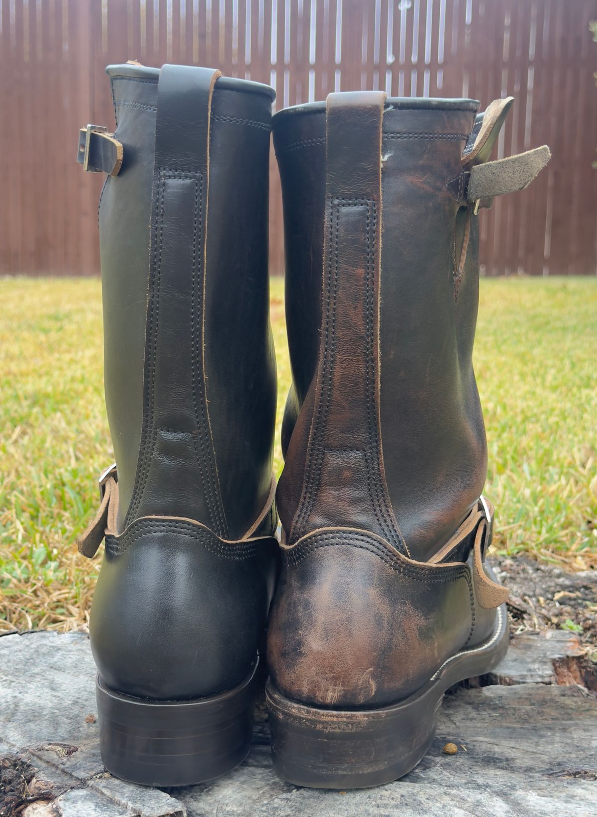 Photo by BamaBoyinTx on December 1, 2025 of the Zerrows Type One in Maryam Black Horsebutt.