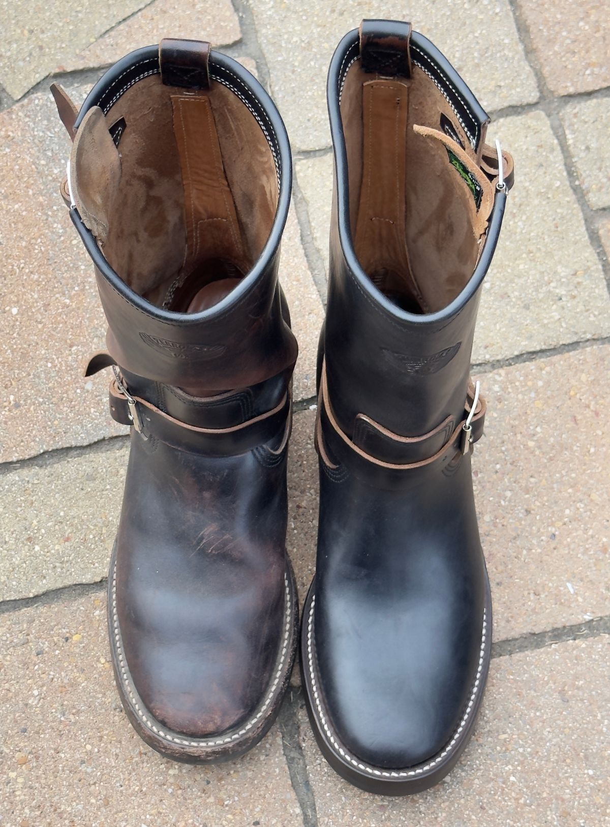 Photo by BamaBoyinTx on January 4, 2026 of the Zerrows Type One in Maryam Black Horsebutt.