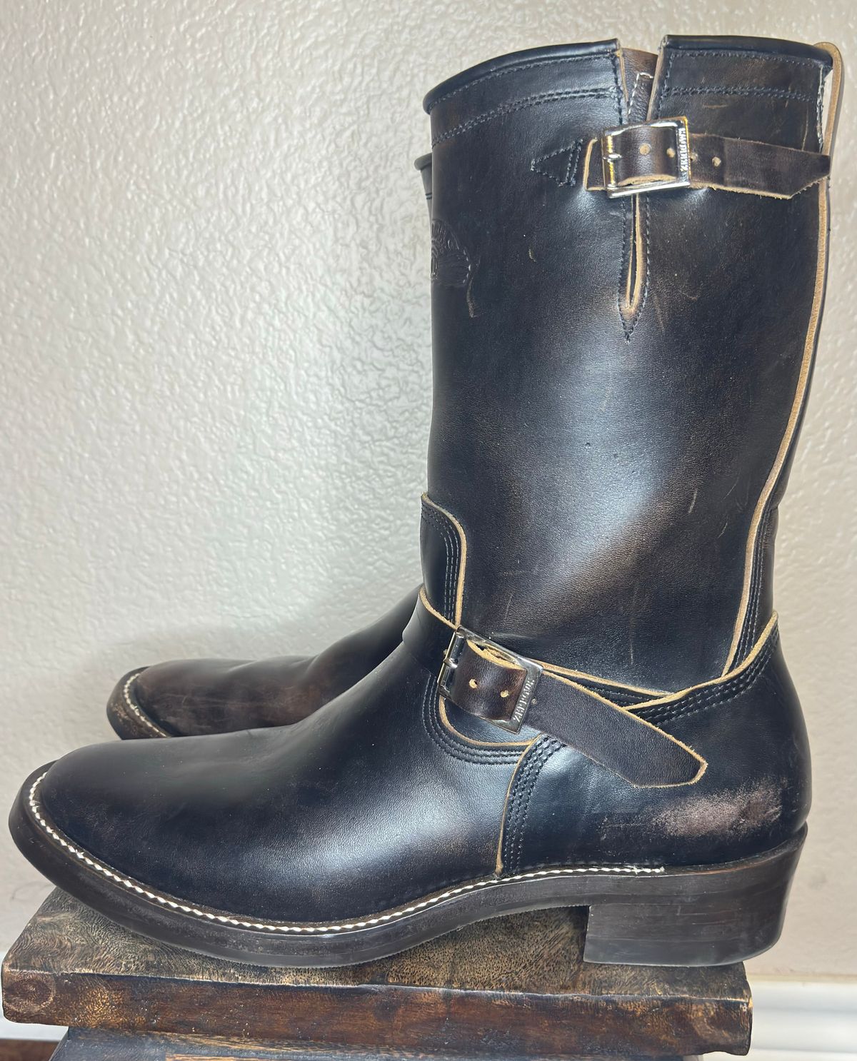 Photo by BamaBoyinTx on February 6, 2026 of the Zerrows Type One in Maryam Black Horsebutt.