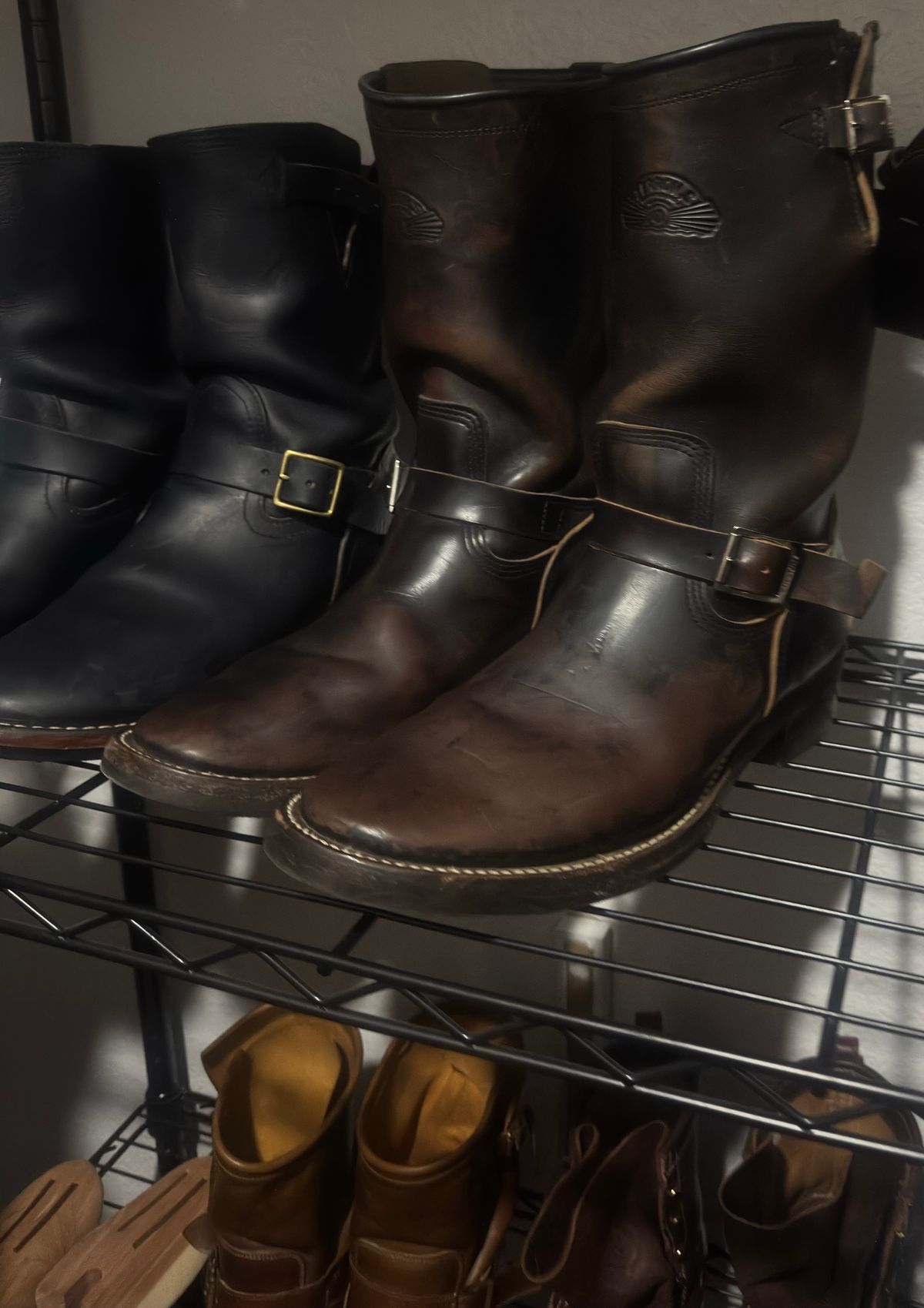 Photo by BamaBoyinTx on April 1, 2026 of the Zerrows Type One in Maryam Black Horsebutt.