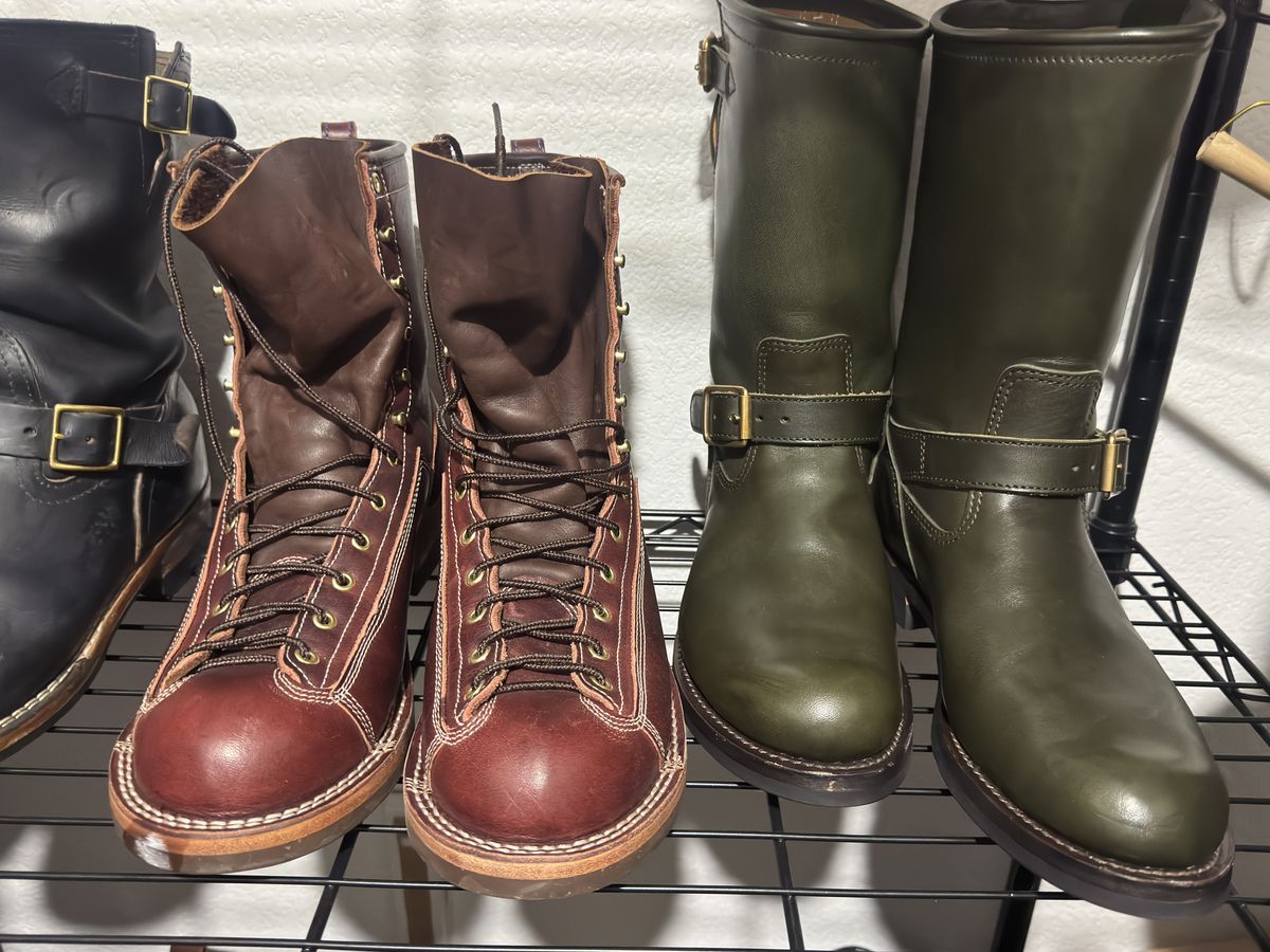 Photo by BamaBoyinTx on June 27, 2025 of the Frank's Boots Monkey Boot in Horween Russet English Dublin.