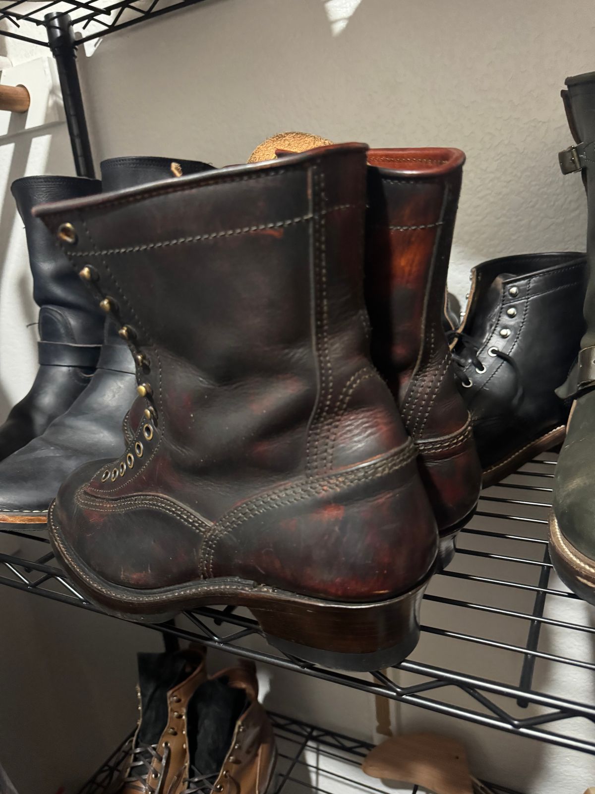 Photo by BamaBoyinTx on April 29, 2025 of the John Lofgren Donkey Puncher Boots in Badalassi Carlo Bone Minerva Liscio.