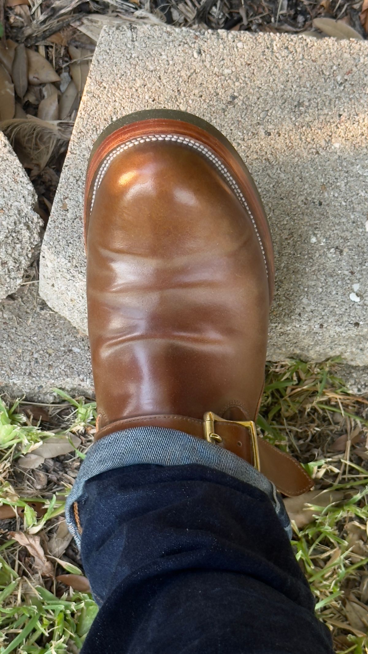 Photo by BamaBoyinTx on August 27, 2025 of the Renav ENG - 1506 in Shinki Whisky Shell Cordovan.