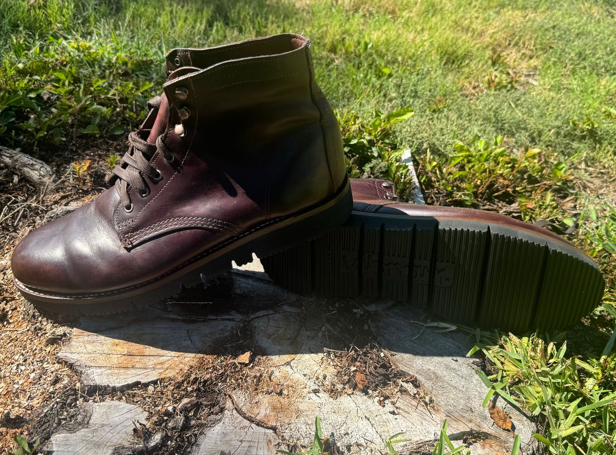 Photo by BamaBoyinTx on September 8, 2024 of the Wolverine 1000 Mile in Horween Color 8 Chromexcel.