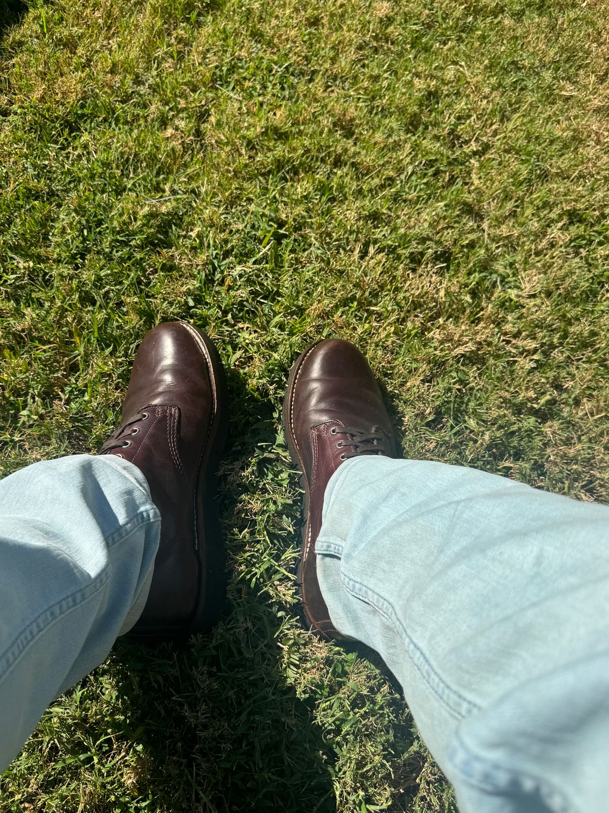 Photo by BamaBoyinTx on September 8, 2024 of the Wolverine 1000 Mile in Horween Color 8 Chromexcel.