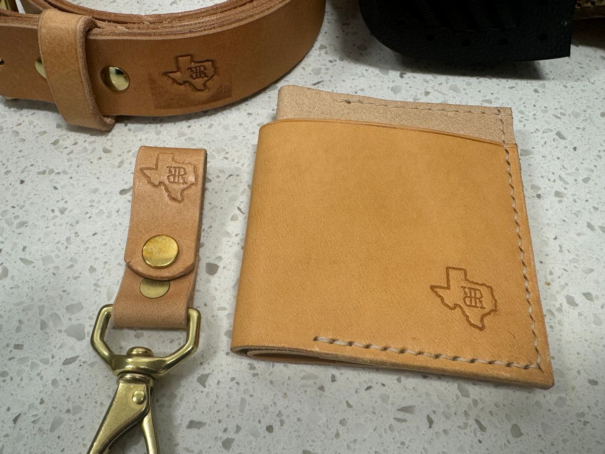 Photo by BamaBoyinTx on July 22, 2024 of the RR Texas Leather Custom wallet in Badalassi Carlo Bone Minerva Liscio.