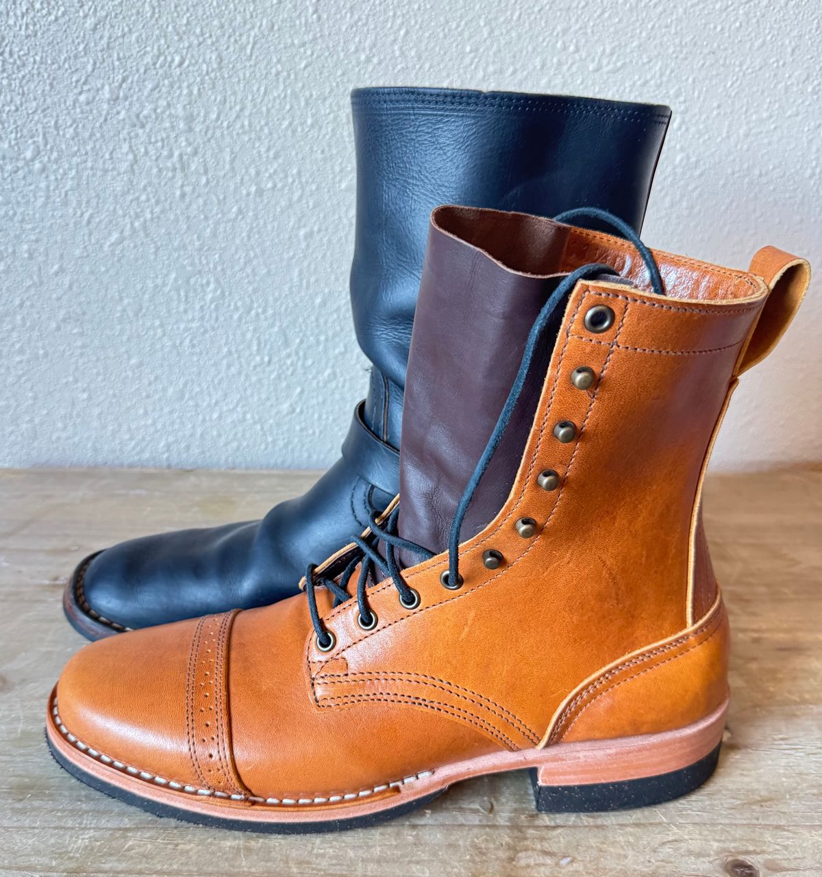 Photo by BamaBoyinTx on May 14, 2026 of the Nicks Lace Up Heritage in Horween Acorn Aspen Double Horsefront.