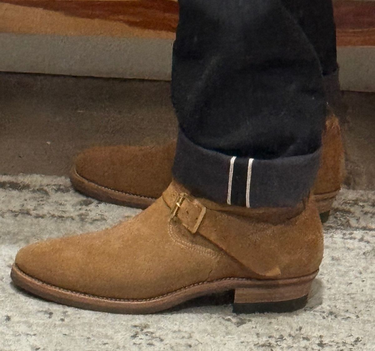 Photo by BamaBoyinTx on June 1, 2026 of the Rolling Dub Trio Griffin Engineer in Nakamura Sennosuke Shoten Dark Beige Suede.