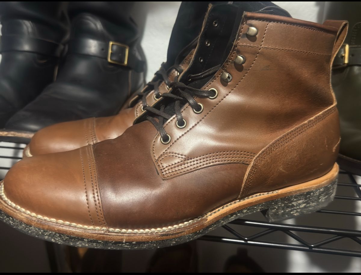 Photo by BamaBoyinTx on August 18, 2025 of the Viberg Bobcat in Horween Brown Waxed Flesh Horsebutt & Horween Black Waxed Flesh.