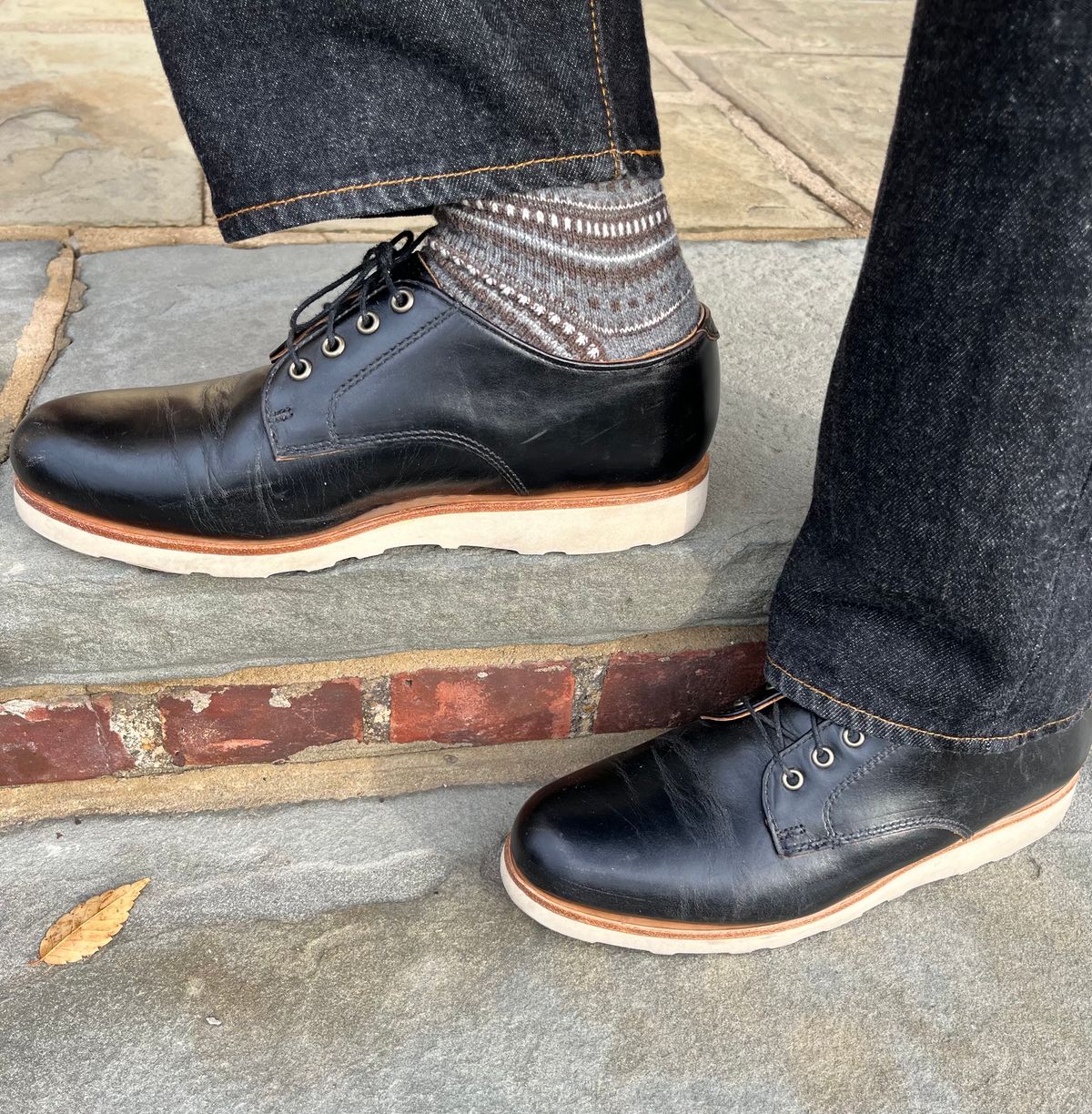 Photo by ewolarsky on December 5, 2024 of the Rancourt & Co. Dirigo Derby in Horween Black Chromexcel.