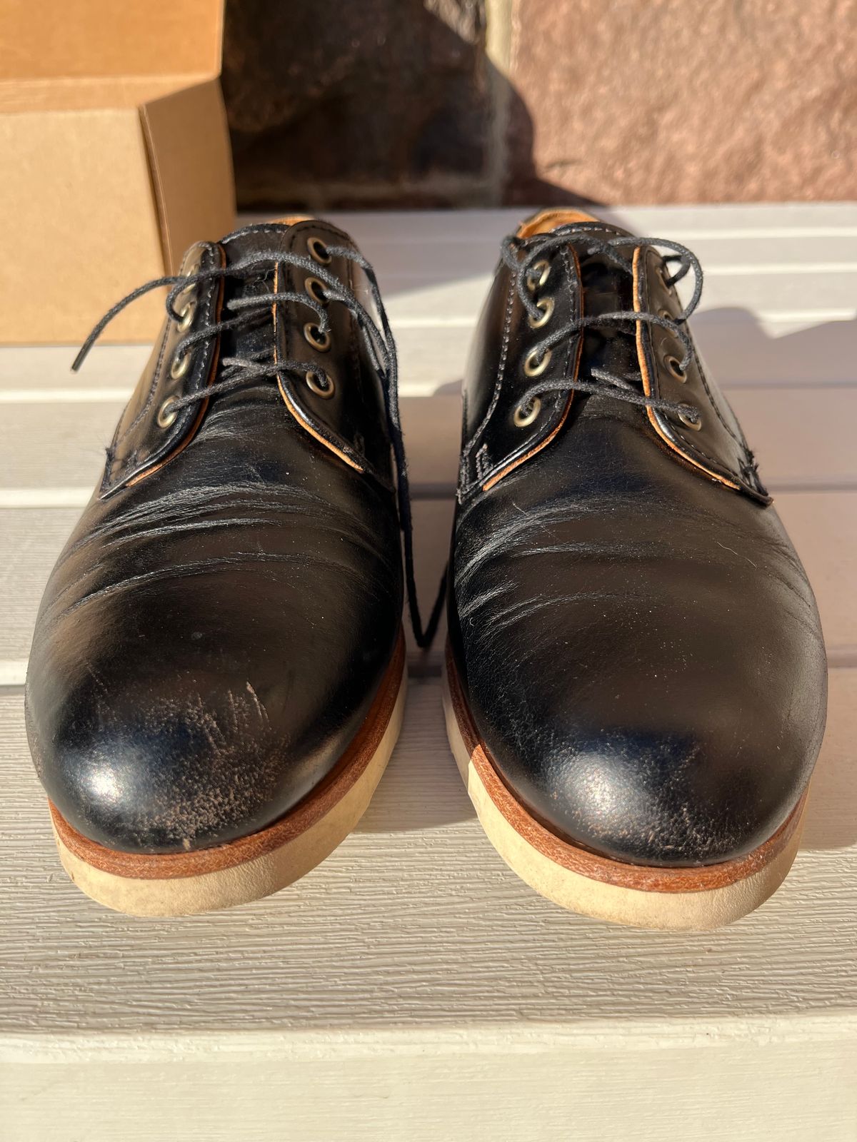 Photo by ewolarsky on January 2, 2025 of the Rancourt & Co. Dirigo Derby in Horween Black Chromexcel.