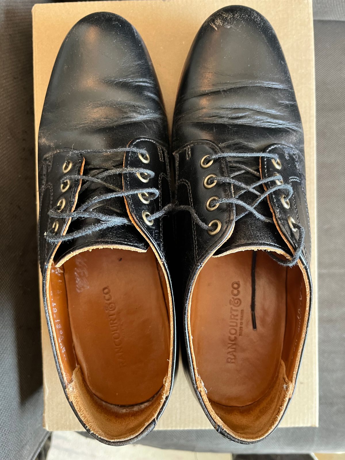 Photo by ewolarsky on March 3, 2025 of the Rancourt & Co. Dirigo Derby in Horween Black Chromexcel.