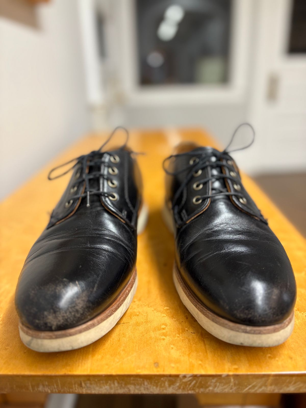 Photo by ewolarsky on April 3, 2025 of the Rancourt & Co. Dirigo Derby in Horween Black Chromexcel.