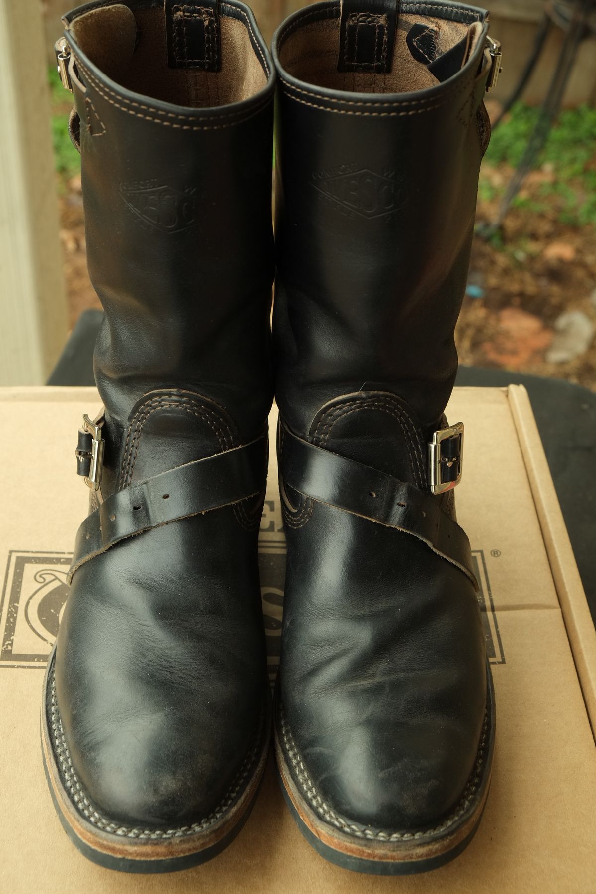 Photo by lurk on December 4, 2025 of the Wesco Mister Lou in Horween Black Chromexcel Horsehide.