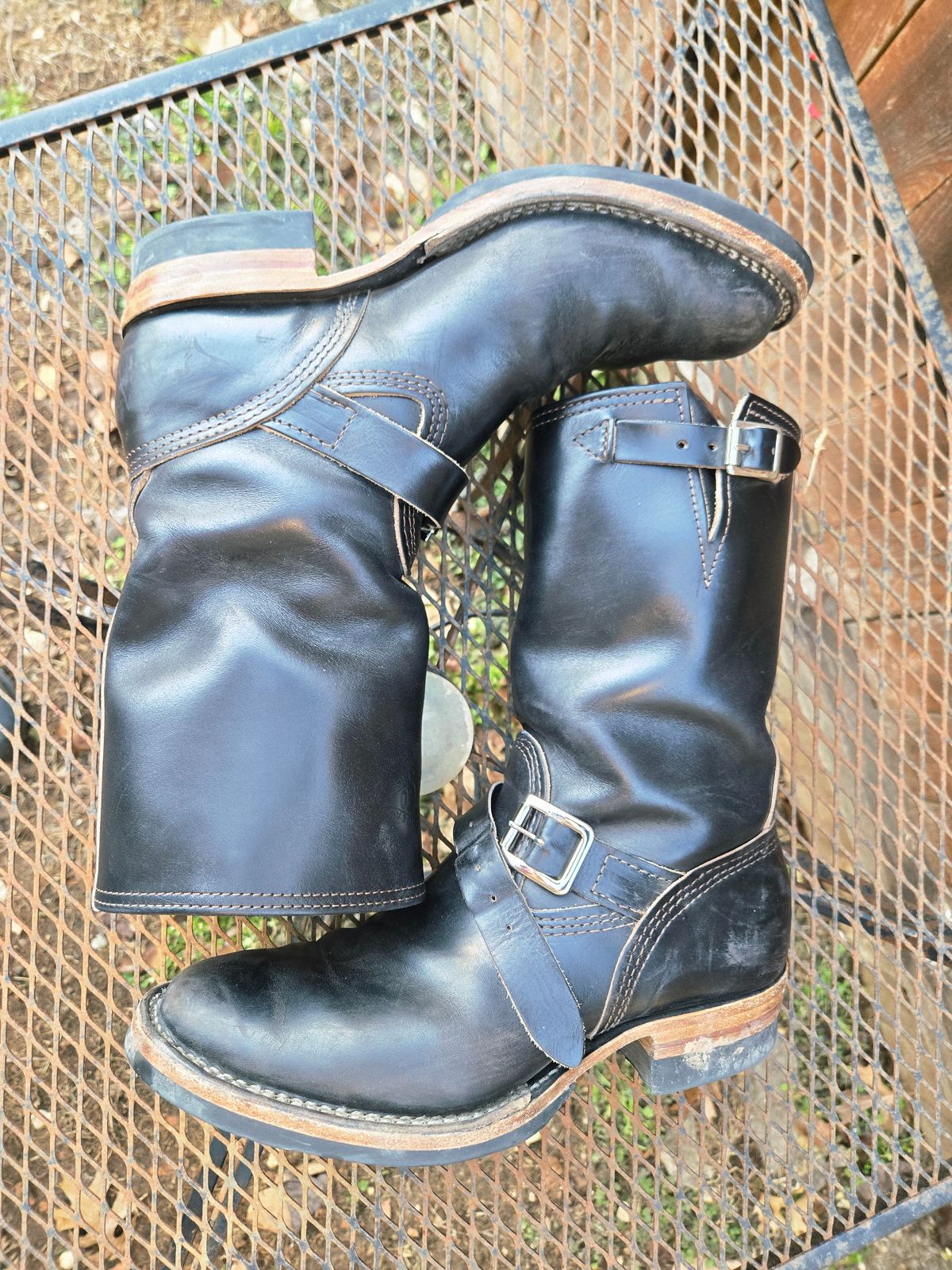 Photo by lurk on February 5, 2026 of the Wesco Mister Lou in Horween Black Chromexcel Horsehide.