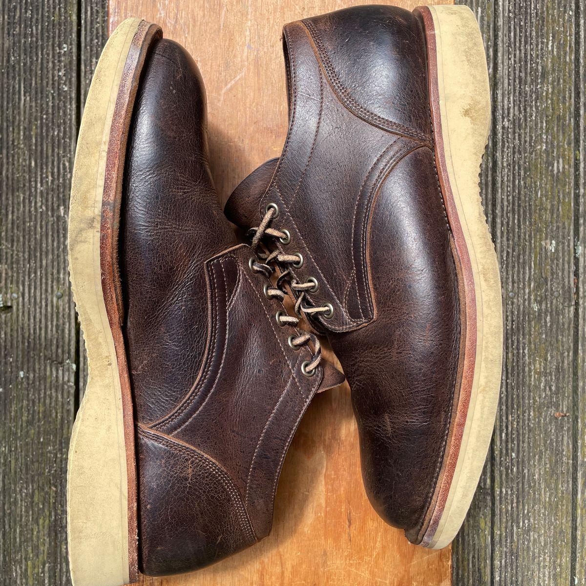 Photo by roycehamptontho on December 3, 2024 of the Viberg 145 Oxford in C.F. Stead Zulu Waxed Kudu.