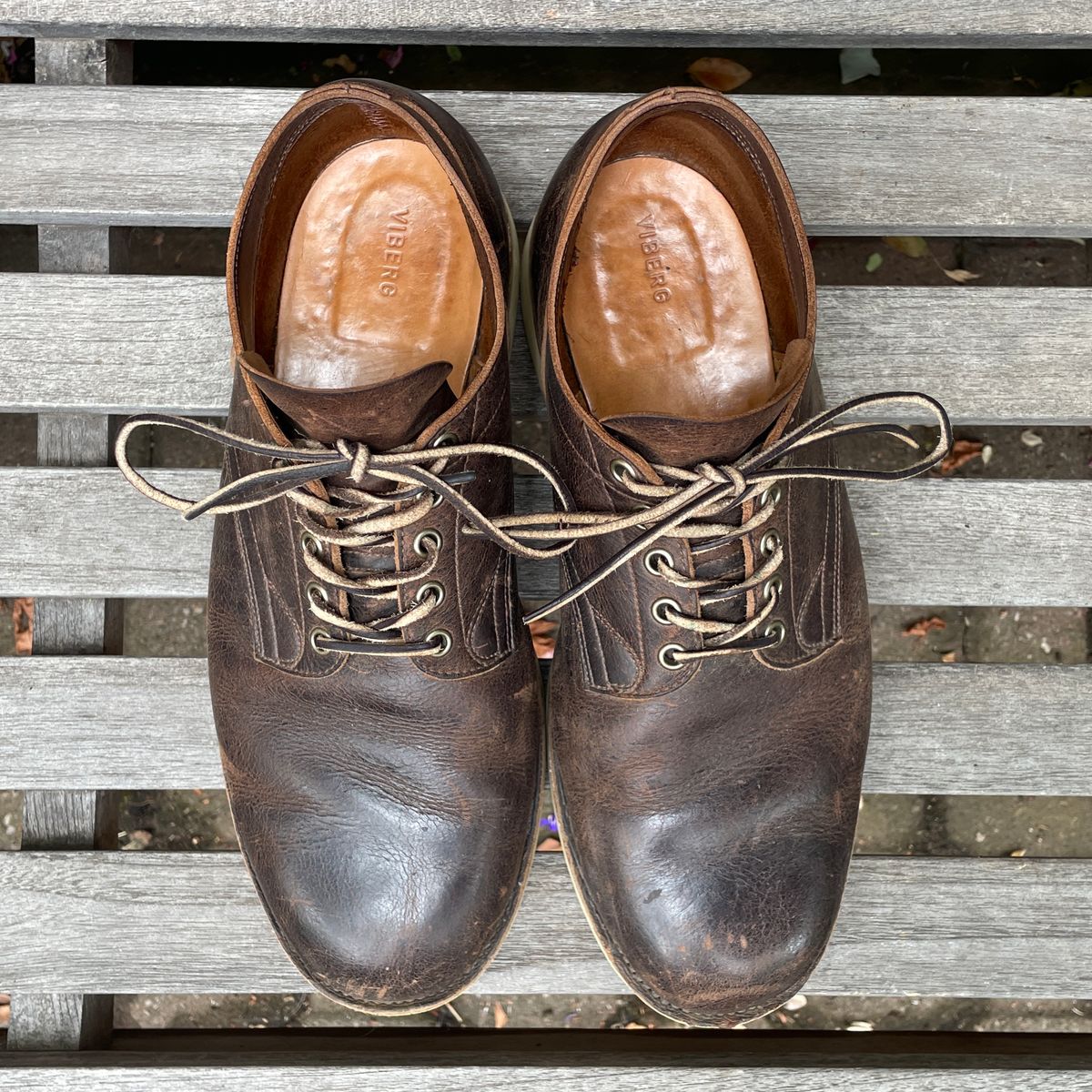 Photo by roycehamptontho on January 5, 2025 of the Viberg 145 Oxford in C.F. Stead Zulu Waxed Kudu.