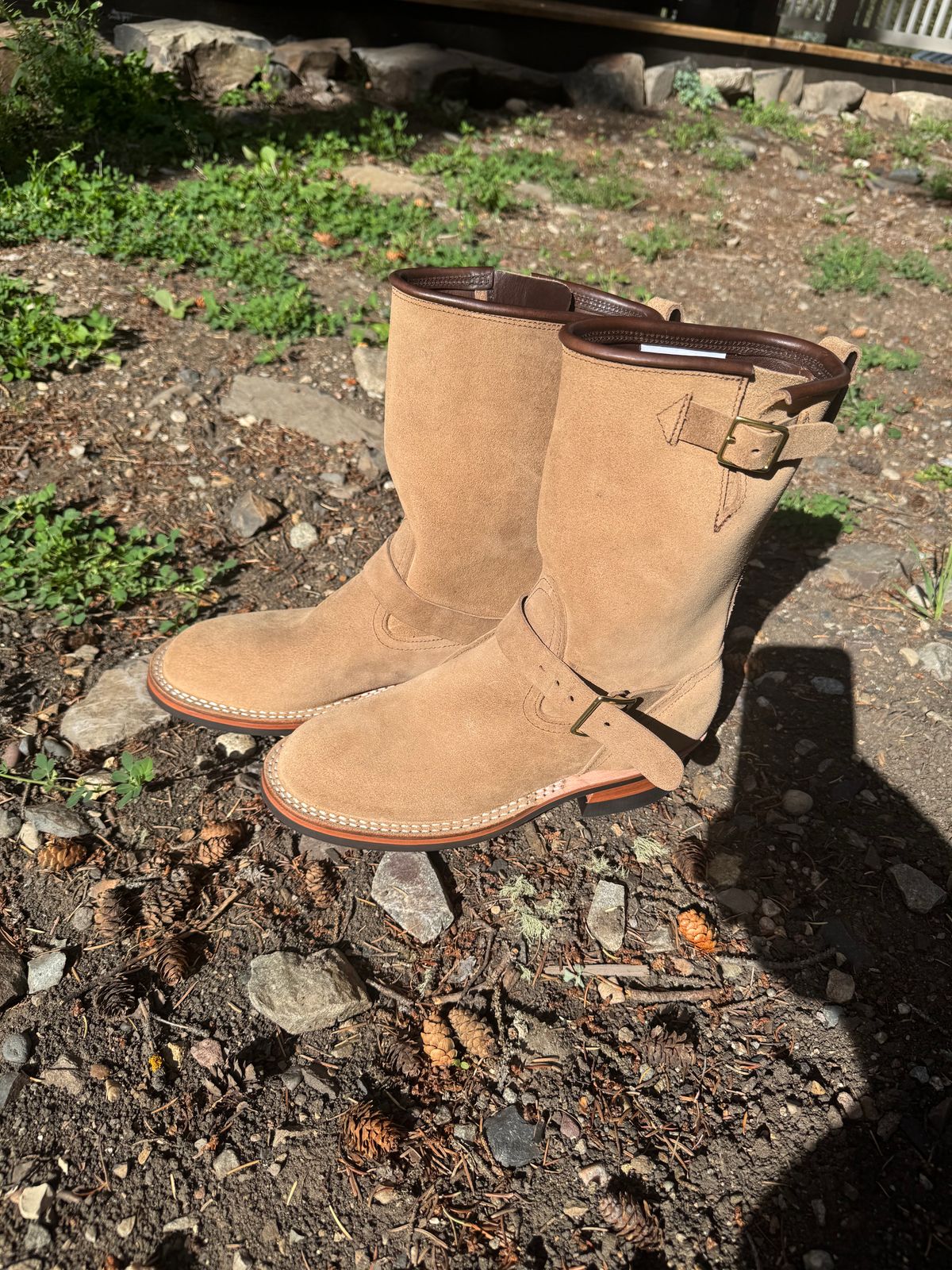 Photo by sfiegi on September 29, 2025 of the Nicks Brakeman in Horween Brown Chromexcel Roughout.