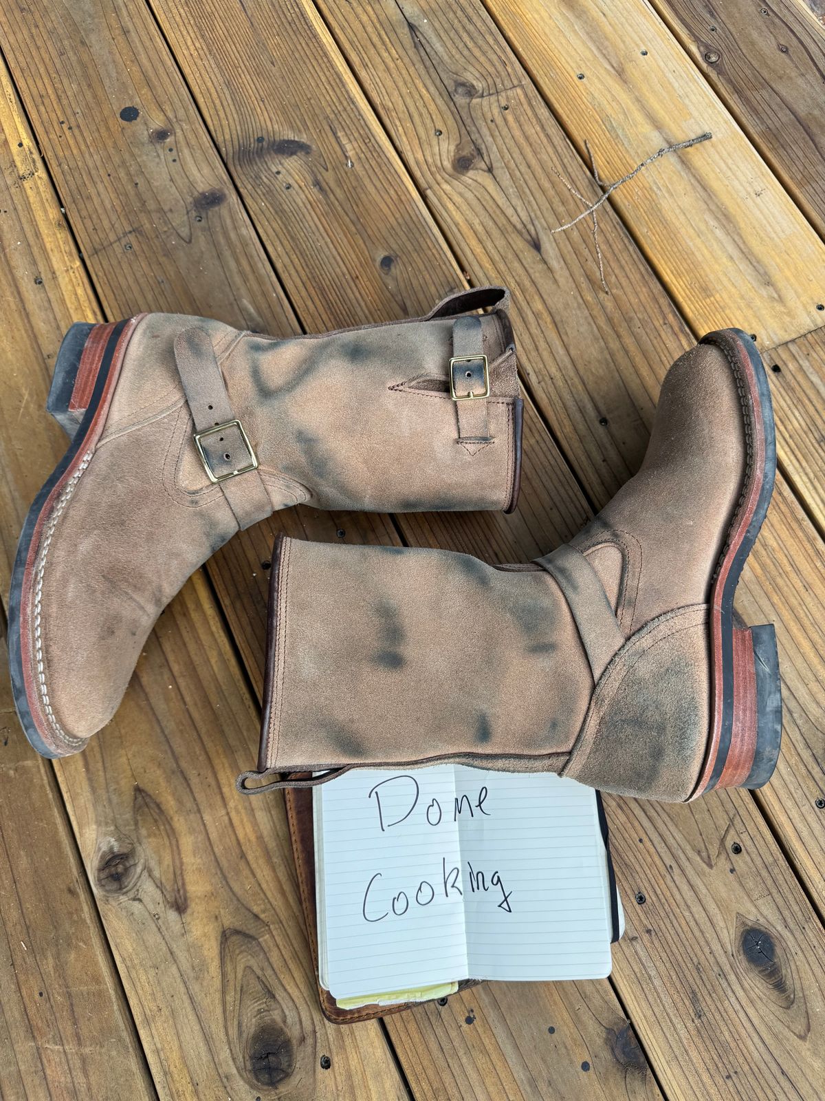 Photo by sfiegi on November 1, 2025 of the Nicks Brakeman in Horween Brown Chromexcel Roughout.