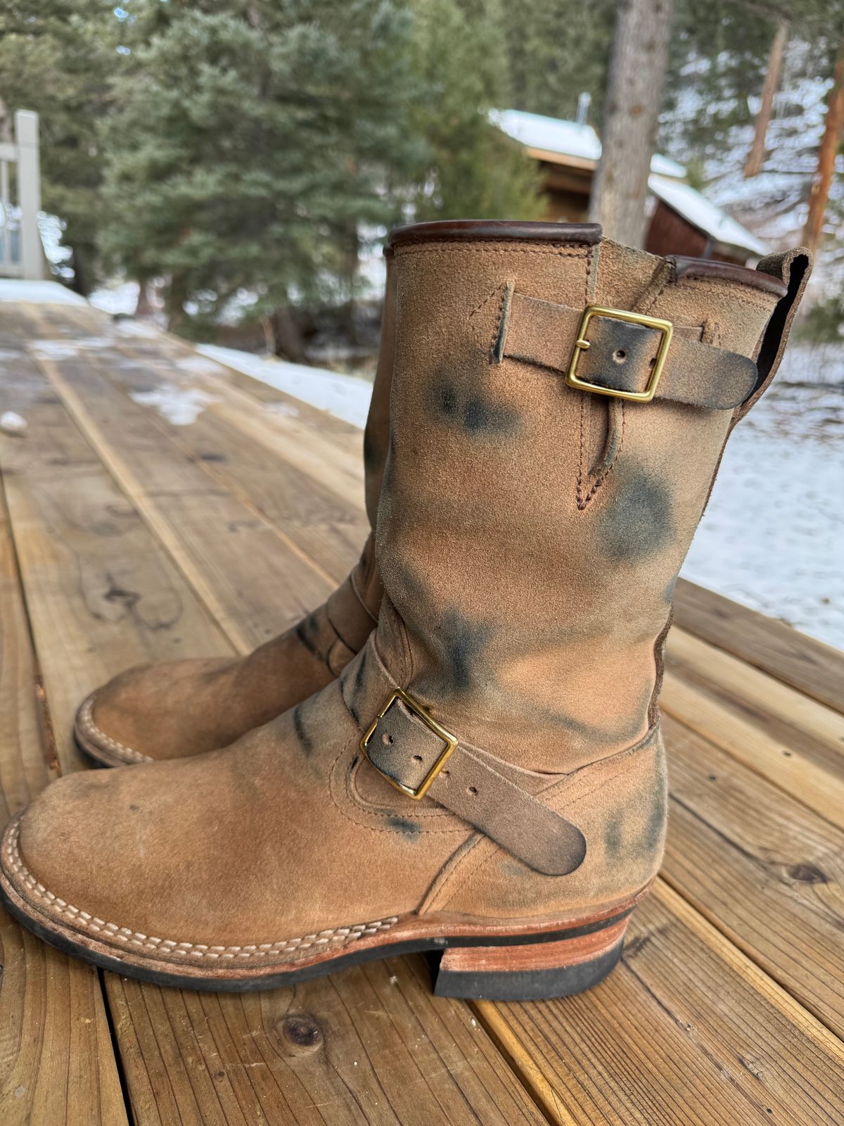 Photo by sfiegi on January 1, 2026 of the Nicks Brakeman in Horween Brown Chromexcel Roughout.