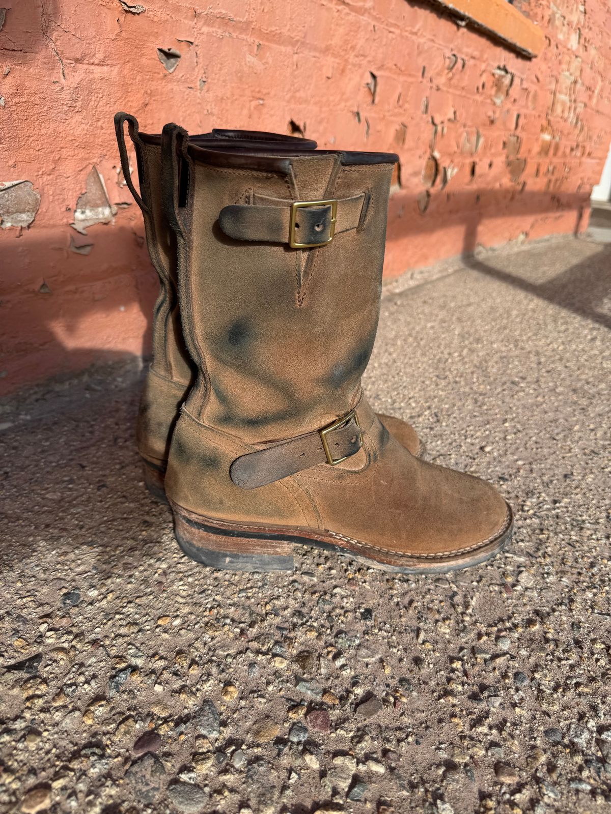 Photo by sfiegi on March 1, 2026 of the Nicks Brakeman in Horween Brown Chromexcel Roughout.