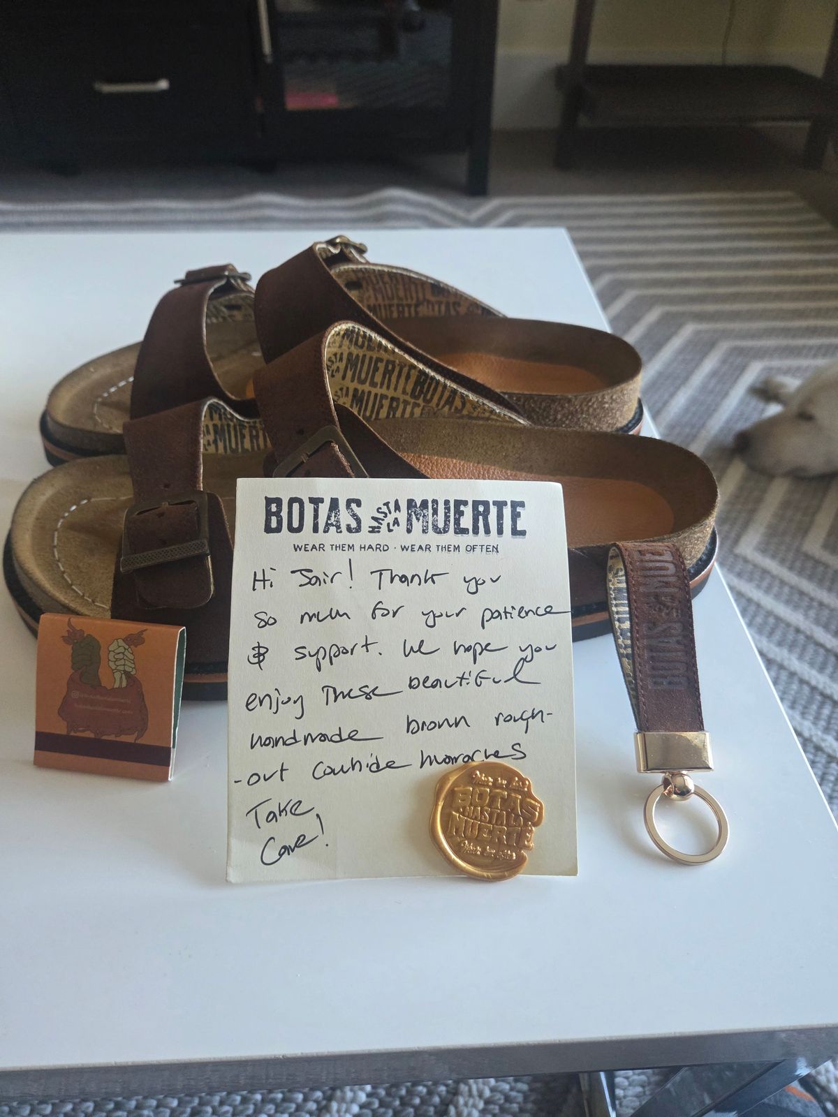 Photo by Ecyce on April 30, 2026 of the Botas Hasta La Muerte Huaraches in Brown Roughout.