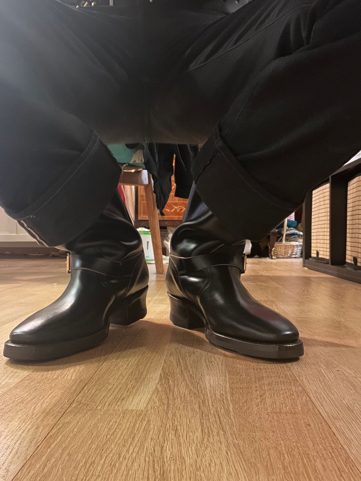 Photo by NCF on January 28, 2025 of the Bright Shoemakers Vulture in Horween Black Teacore Chromexcel.