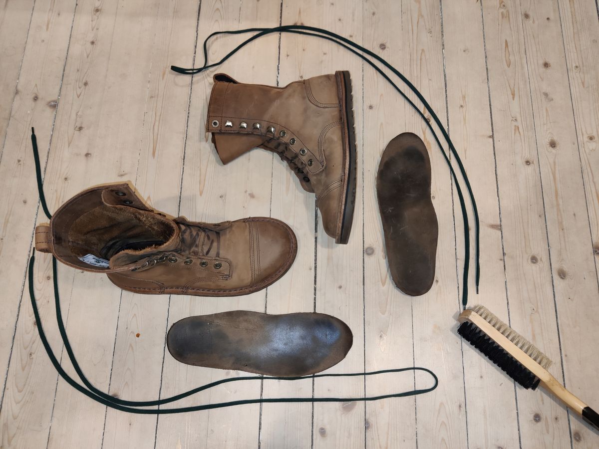 Photo by ForeignWatercress on April 20, 2026 of the Jim Green Barefoot African Trooper in Fudge Crazy Horse.