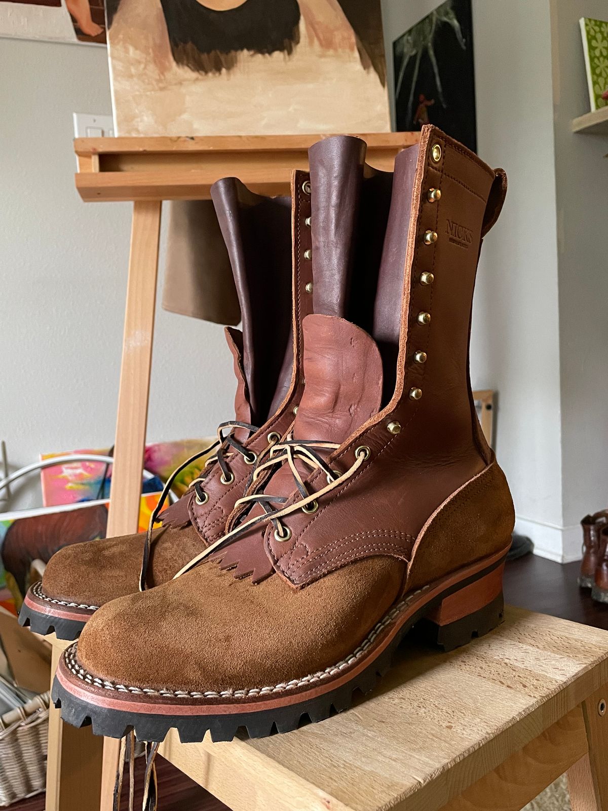 Photo by ludwigvan88 on March 16, 2023 of the Nicks BuilderPro in Seidel 1964 Brown.