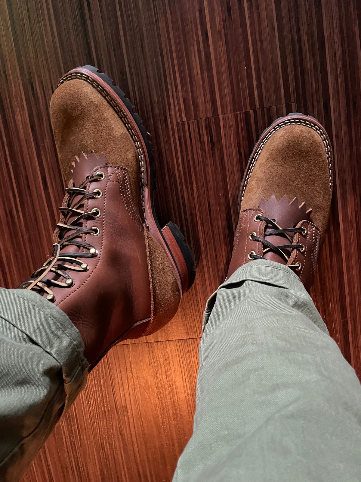 Photo by ludwigvan88 on March 16, 2023 of the Nicks BuilderPro in Seidel 1964 Brown.