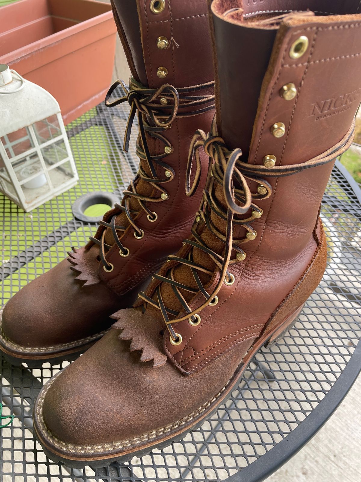 Photo by ludwigvan88 on March 23, 2023 of the Nicks BuilderPro in Seidel 1964 Brown.